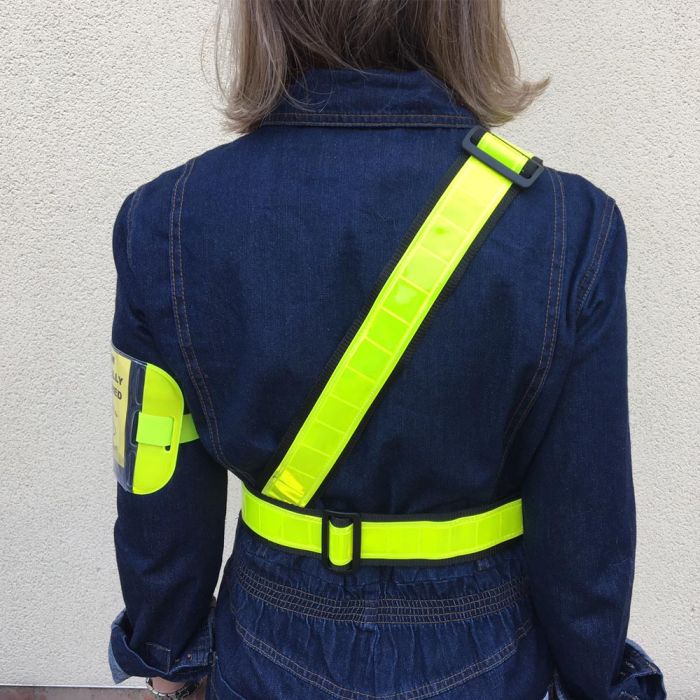 High visibility outlet belt